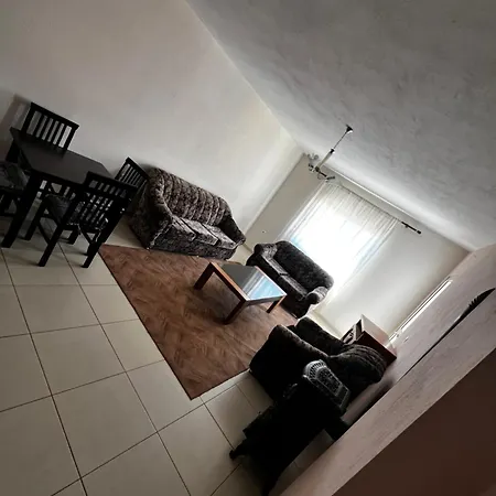 Διαμέρισμα Guest Aparment Πόγραδετς